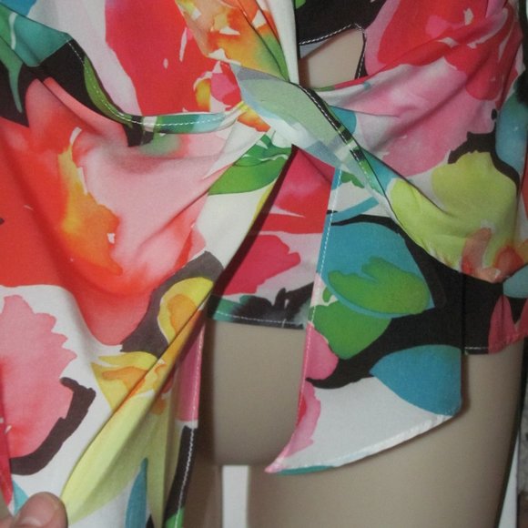 Joseph Ribkoff Twist Front Top Floral Size 6 - Picture 4 of 6